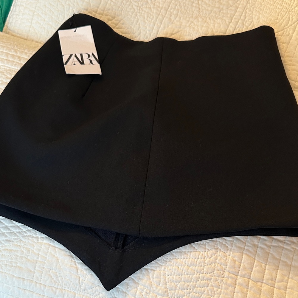 Zara Black Mini Skirt